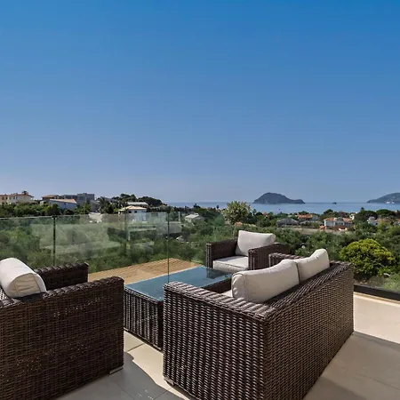 Villa Cameo Luxury *